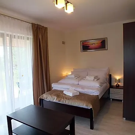 Laura Rowy - Nad Morzem Hotel 4*